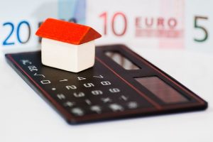 住宅ローンと宝くじ当選の効用関係
