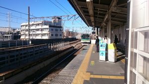 南武線ながらもローカルな単線